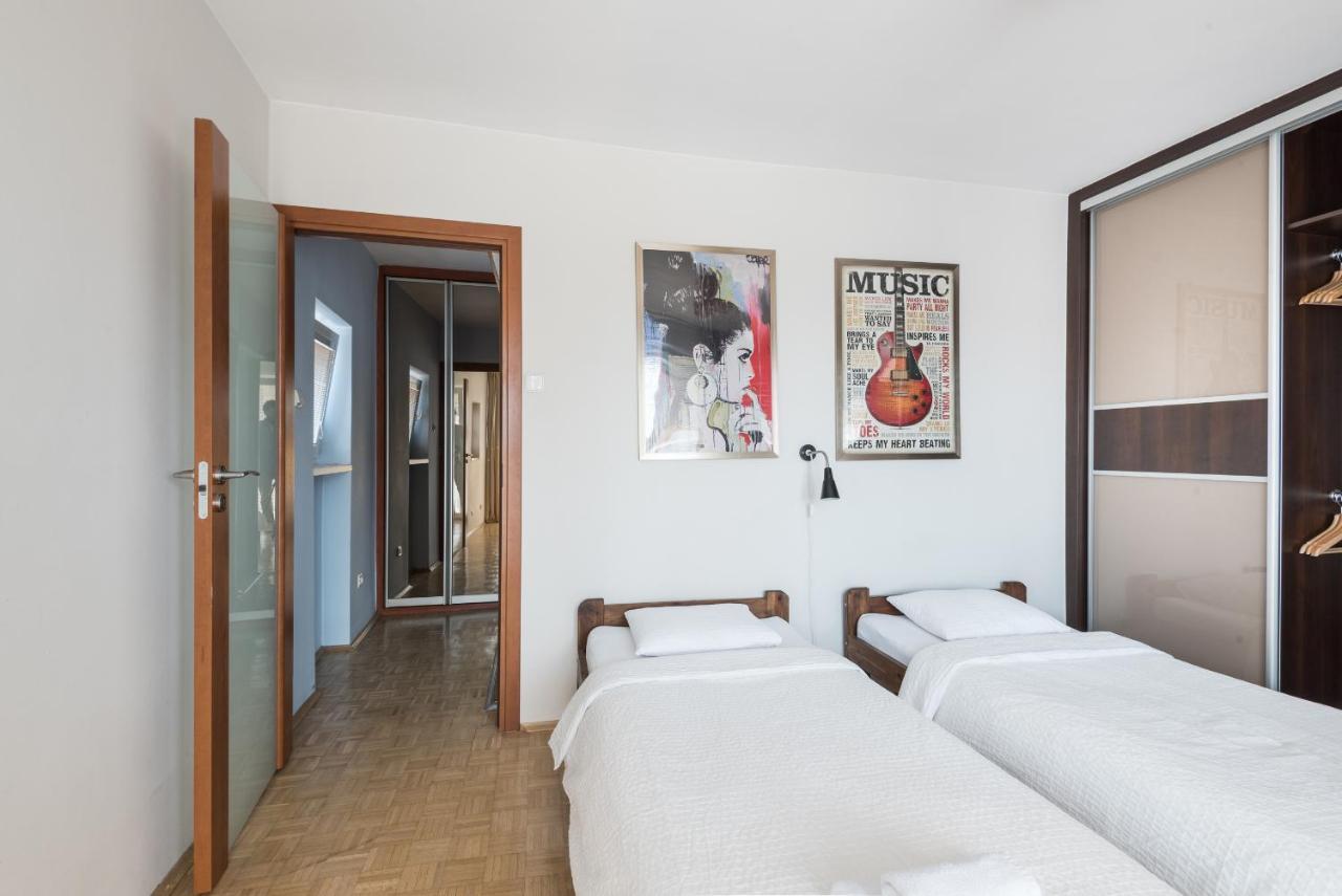 Samba Apartment Вроцлав Екстериор снимка